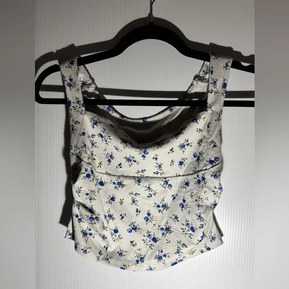 Floral Blue and White kids Top - Picture 1 of 3